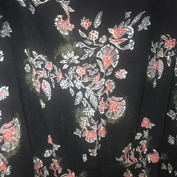 🌟Floral Romper - Picture 3 of 8